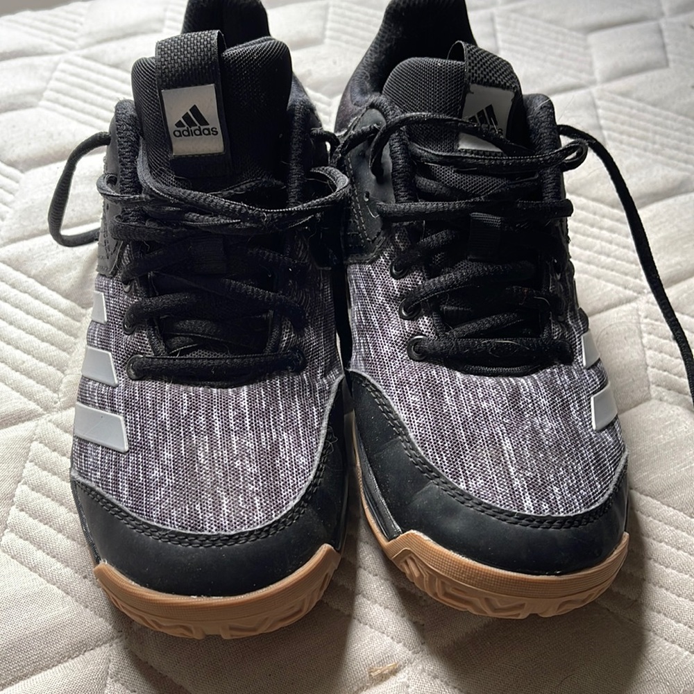 Adidas girls volleyball shoes